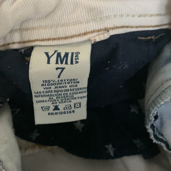 Ymi light wash jean shorts - Picture 4 of 4